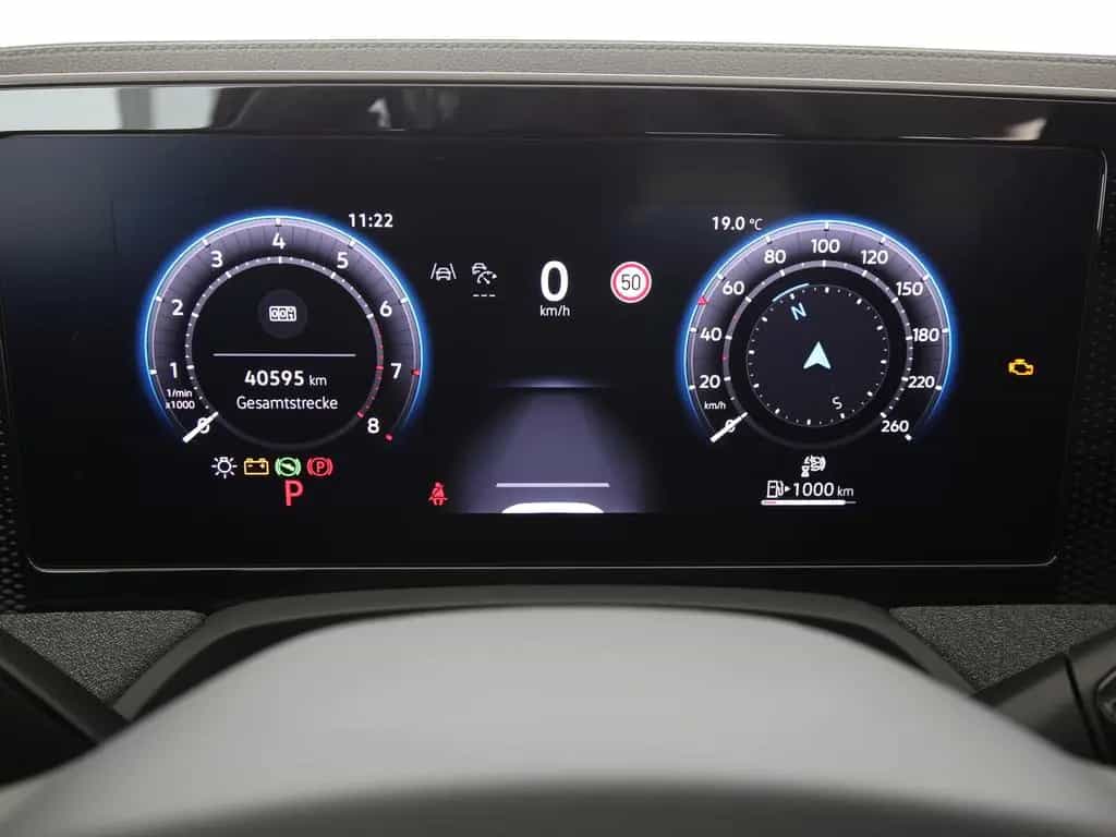 Volkswagen Passat Variant 1.5eTSI 150PS DSG Navi LED SHZ Le 12/2024-photo-11
