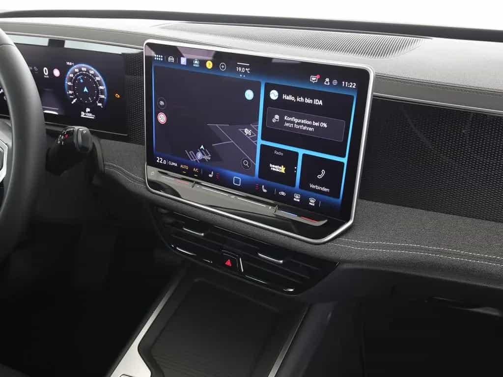 Volkswagen Passat Variant 1.5eTSI 150PS DSG Navi LED SHZ Le 12/2024-photo-12