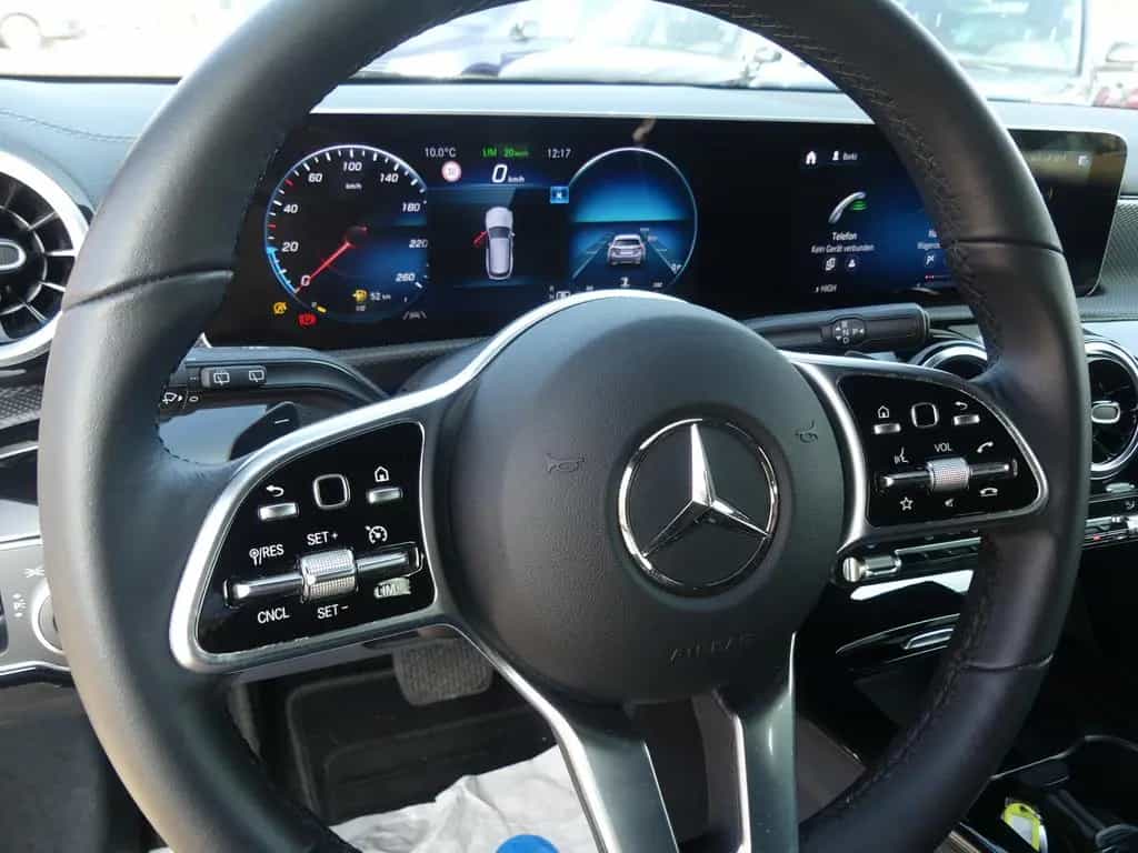 Mercedes-Benz CLA-Class 180 Shooting Brake MBUX*Widescreen*LED*Navi 12/2019-photo-15