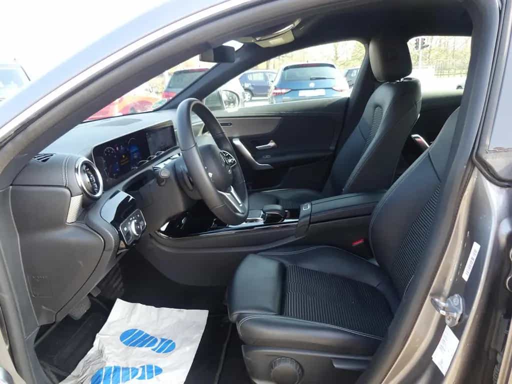 Mercedes-Benz CLA-Class 180 Shooting Brake MBUX*Widescreen*LED*Navi 12/2019-photo-11
