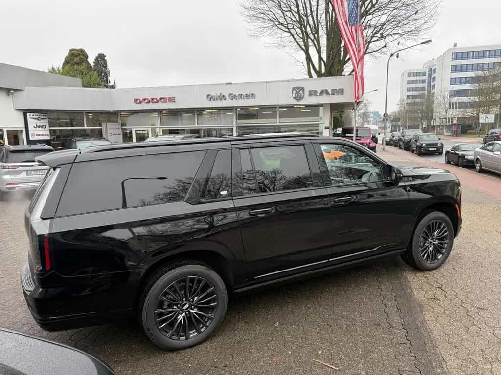 Cadillac Escalade ESV 6.2 V8 Platinum Sport ABV + 2026 null-photo-2