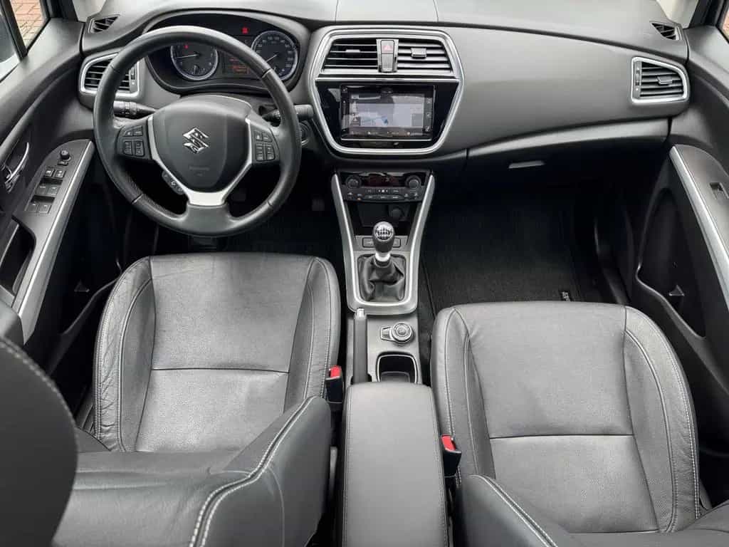 Suzuki (SX4) S-Cross S-Cross 1.4 Comfort+ 4WD RÜCKFAHRKAMERA+NAVI+AHK 10/2021-photo-11