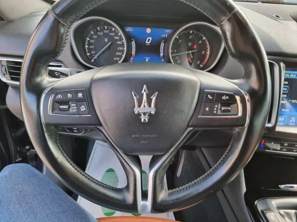 Maserati Levante 3.0 D 250CV IVA INCLUSA 03/2019-photo-14