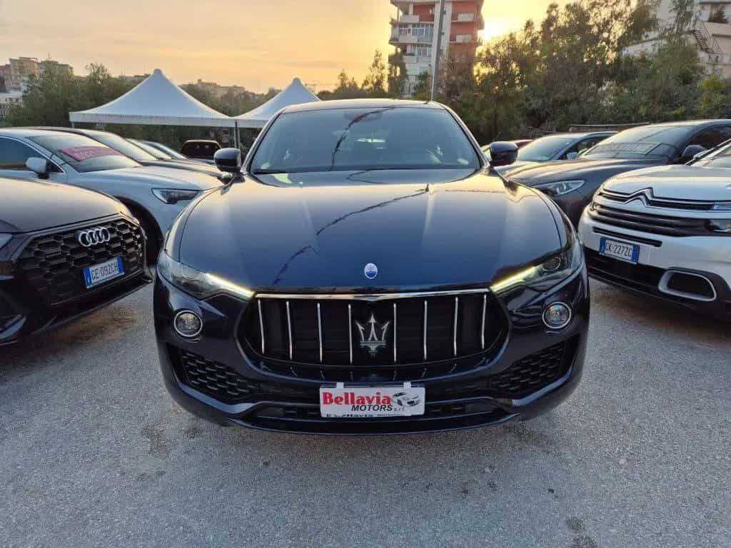 Maserati Levante 3.0 D 250CV IVA INCLUSA 03/2019-photo-2