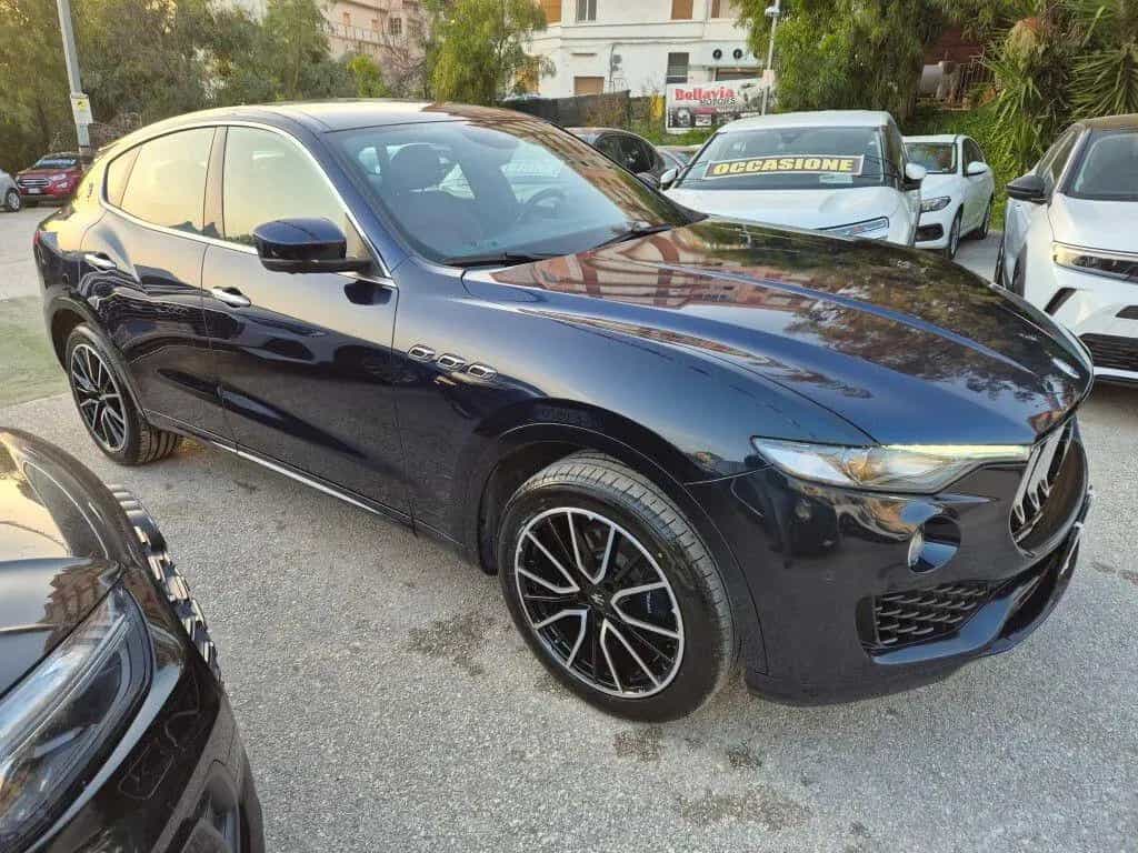 Maserati Levante 3.0 D 250CV IVA INCLUSA 03/2019-photo-3