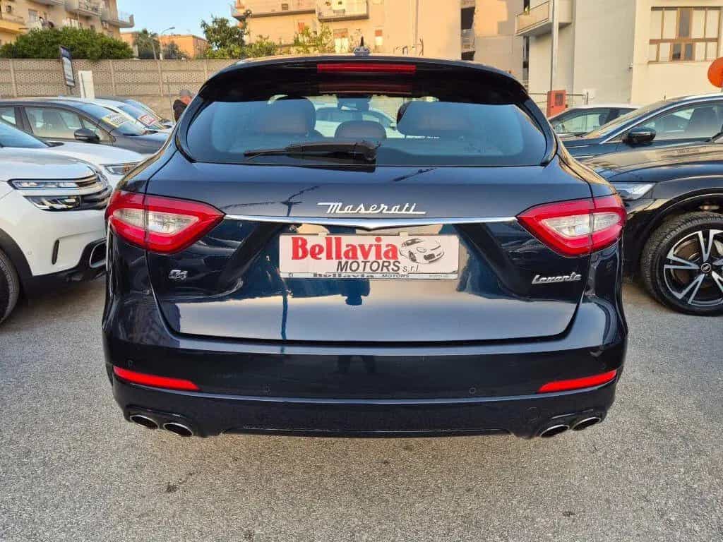 Maserati Levante 3.0 D 250CV IVA INCLUSA 03/2019-photo-5