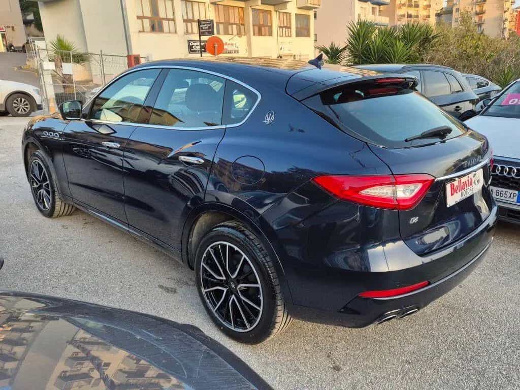 Maserati Levante 3.0 D 250CV IVA INCLUSA 03/2019-photo-6