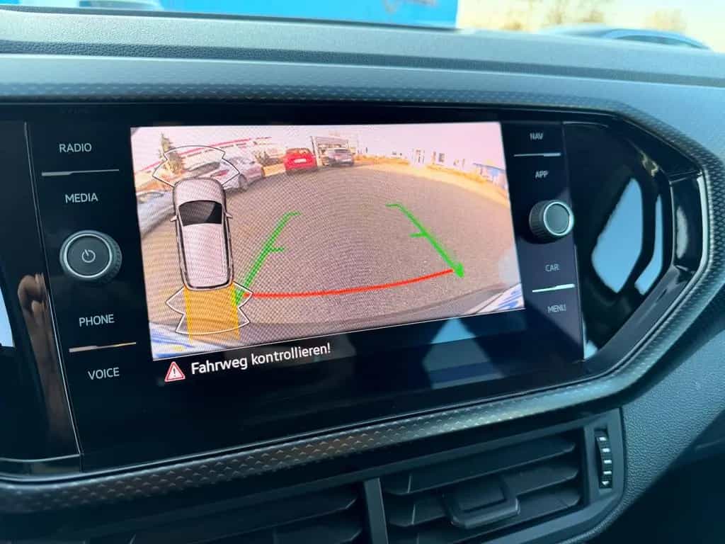 Volkswagen T-Cross Life 09/2021-photo-16