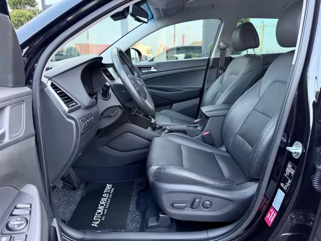 Hyundai Tucson Premium 1.6 4WD /NAVI/LED/CAM/GARANTIE/ 03/2018-photo-8