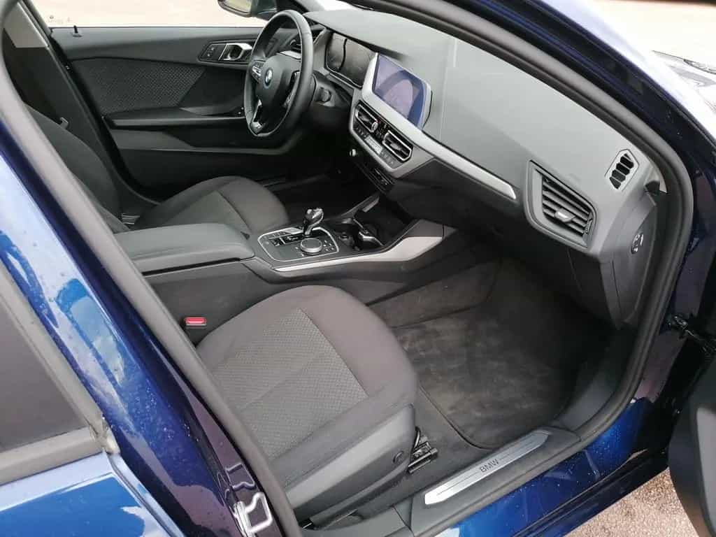 BMW 1 Series 118 i Advantage Navi SHZ PDC LED Klimaautomatik 12/2019-photo-6