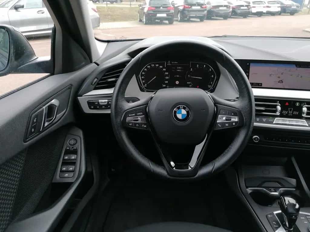 BMW 1 Series 118 i Advantage Navi SHZ PDC LED Klimaautomatik 12/2019-photo-8