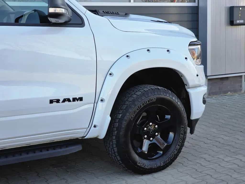 Dodge RAM 1500 5.7 4x4 Laramie Memory AHK Kamera LED 02/2022-photo-19