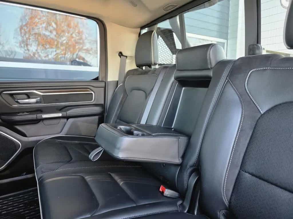 Dodge RAM 1500 5.7 4x4 Laramie Memory AHK Kamera LED 02/2022-photo-26