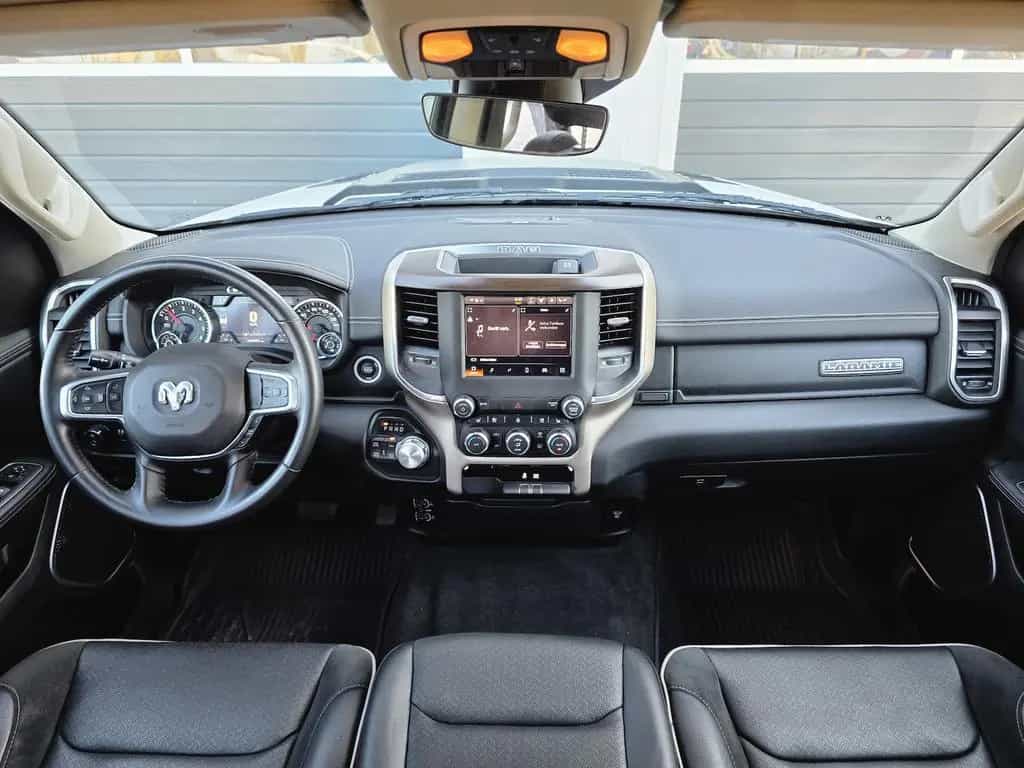 Dodge RAM 1500 5.7 4x4 Laramie Memory AHK Kamera LED 02/2022-photo-29