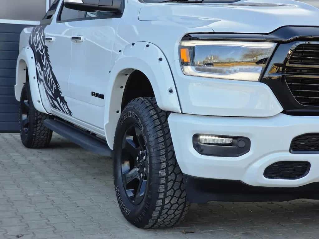 Dodge RAM 1500 5.7 4x4 Laramie Memory AHK Kamera LED 02/2022-photo-3
