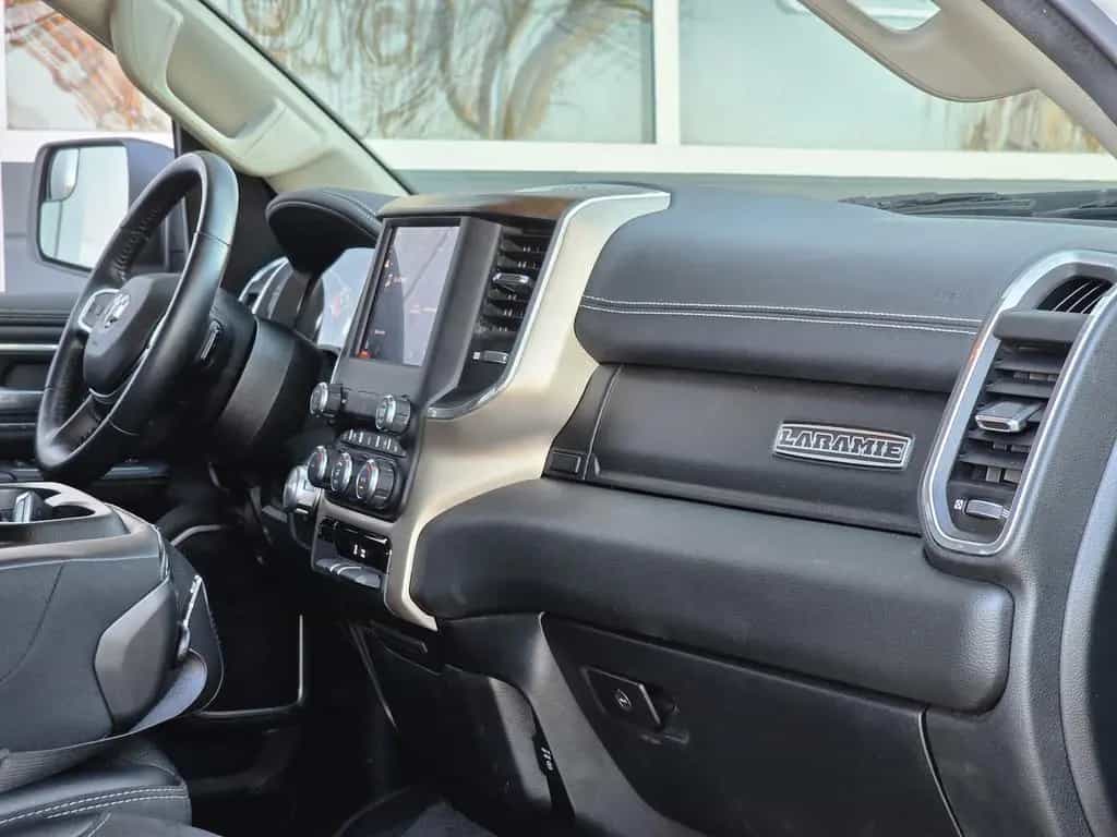 Dodge RAM 1500 5.7 4x4 Laramie Memory AHK Kamera LED 02/2022-photo-34