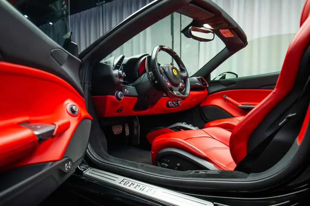 Ferrari 488 Spider LIFT, Carbon, Warranty, Well Mantaine 02/2018-photo-19