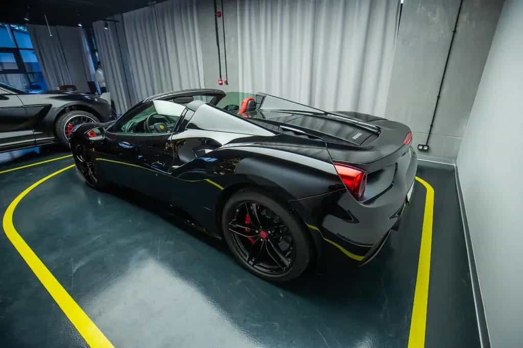 Ferrari 488 Spider LIFT, Carbon, Warranty, Well Mantaine 02/2018-photo-3