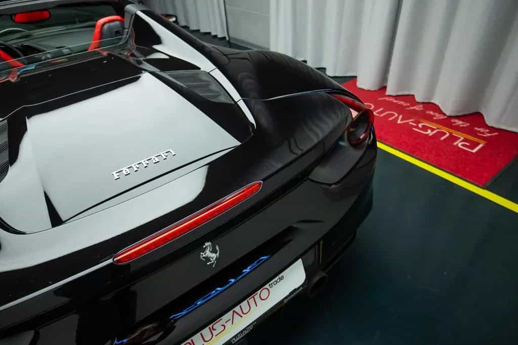 Ferrari 488 Spider LIFT, Carbon, Warranty, Well Mantaine 02/2018-photo-34
