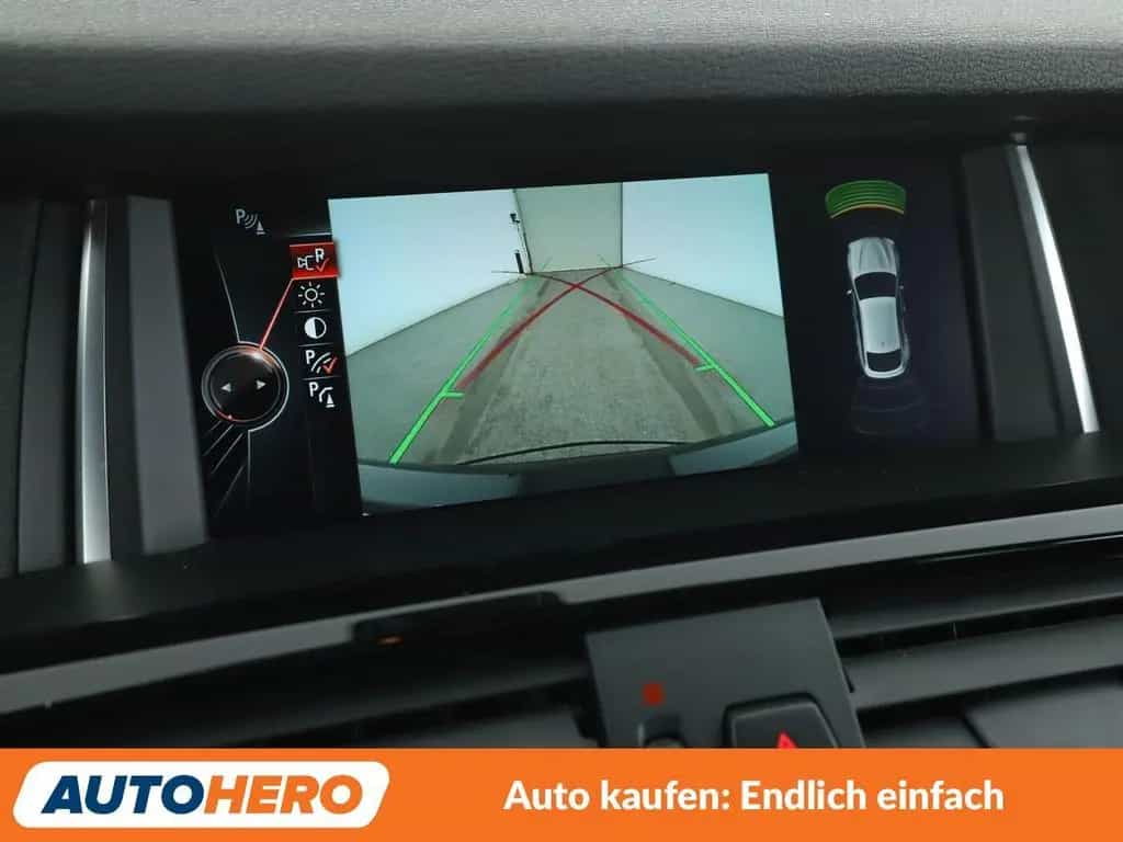 BMW xDrive 30d Aut.*NAVI*BiXENON*CAM*SHZ*TEMPO*ALU* 03/2015-photo-21