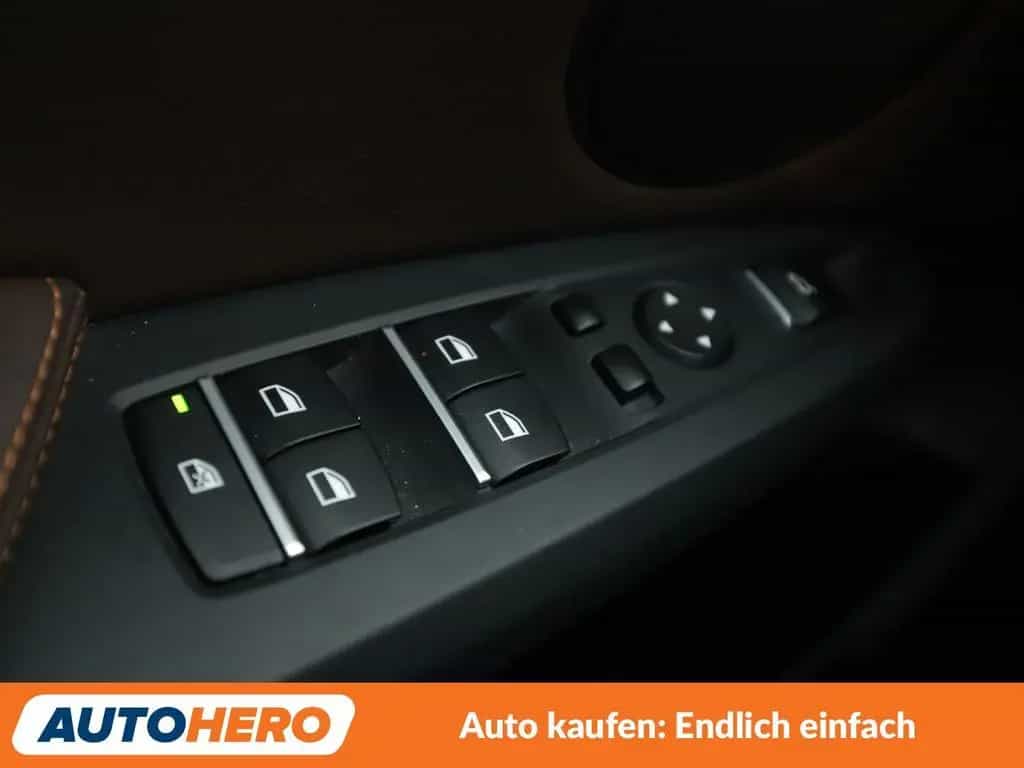 BMW xDrive 30d Aut.*NAVI*BiXENON*CAM*SHZ*TEMPO*ALU* 03/2015-photo-24