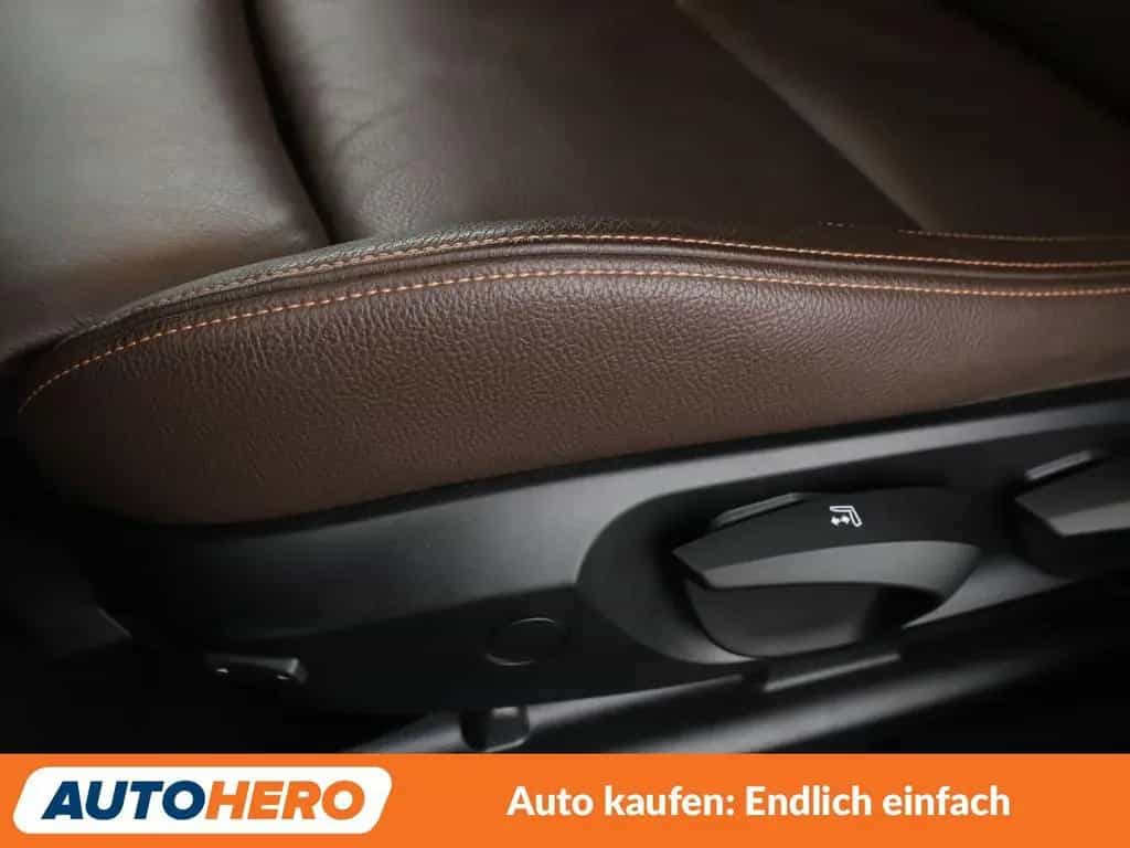 BMW xDrive 30d Aut.*NAVI*BiXENON*CAM*SHZ*TEMPO*ALU* 03/2015-photo-27