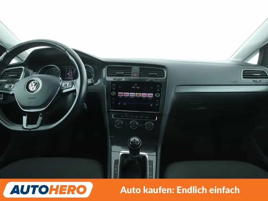 Volkswagen Golf VII 1.5 TSI ACT Comfortline BM*PDC*SHZ*ALU* 04/2018-photo-11