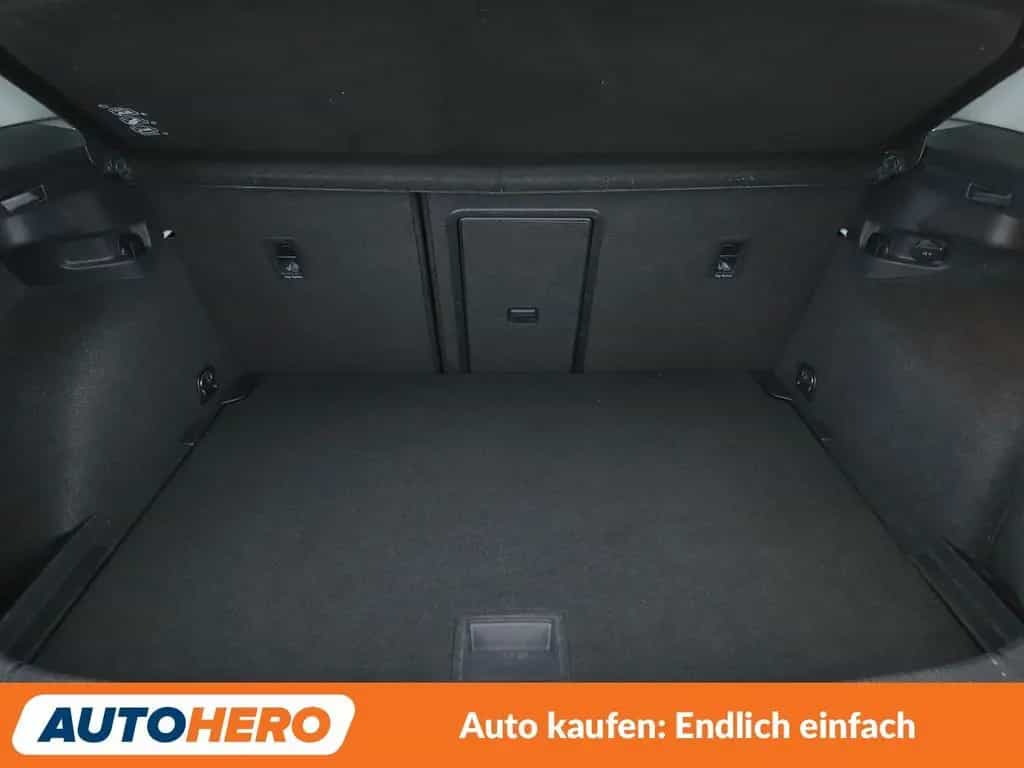 Volkswagen Golf VII 1.5 TSI ACT Comfortline BM*PDC*SHZ*ALU* 04/2018-photo-17