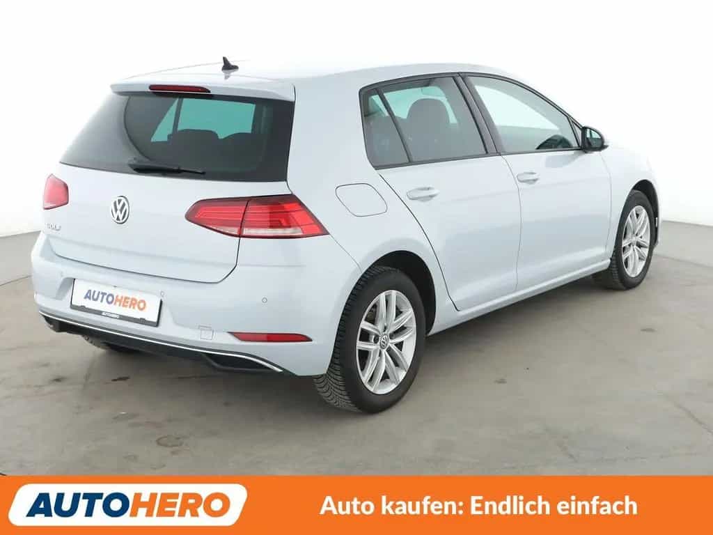 Volkswagen Golf VII 1.5 TSI ACT Comfortline BM*PDC*SHZ*ALU* 04/2018-photo-5