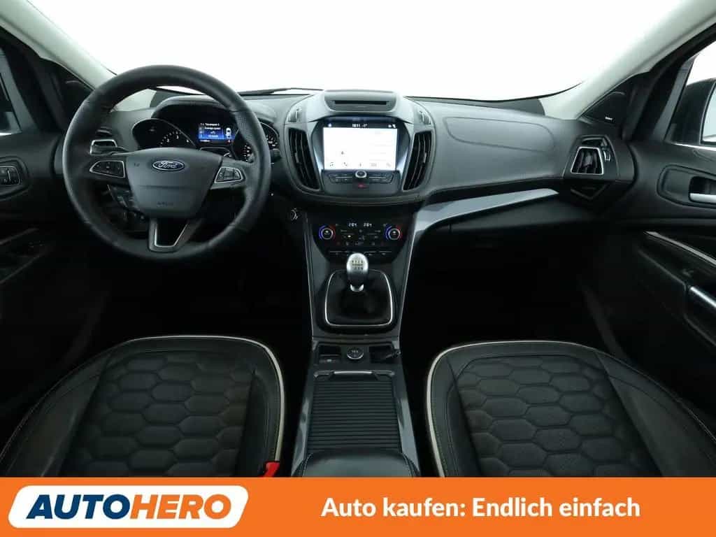 Ford Kuga 2.0 TDCi Vignale *TEMPO*LIM*PDC*CAM*SHZ* 08/2017-photo-9
