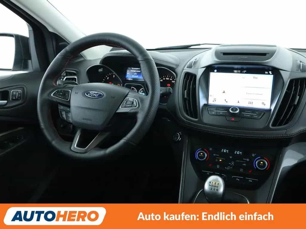 Ford Kuga 2.0 TDCi Vignale *TEMPO*LIM*PDC*CAM*SHZ* 08/2017-photo-10