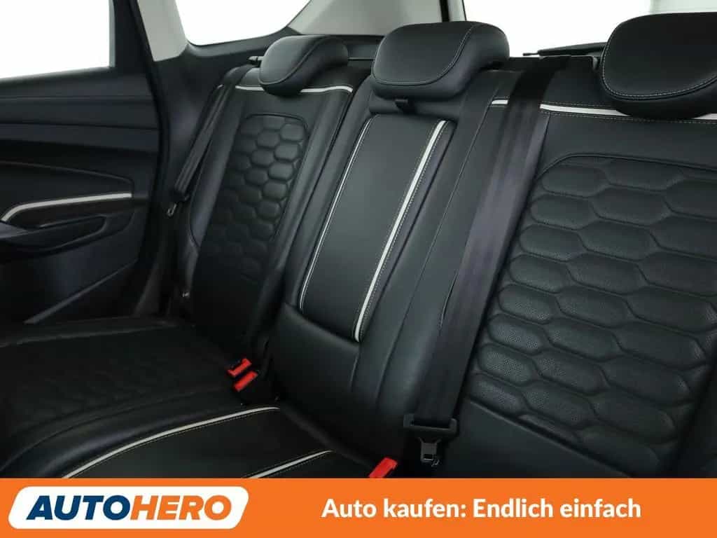 Ford Kuga 2.0 TDCi Vignale *TEMPO*LIM*PDC*CAM*SHZ* 08/2017-photo-11
