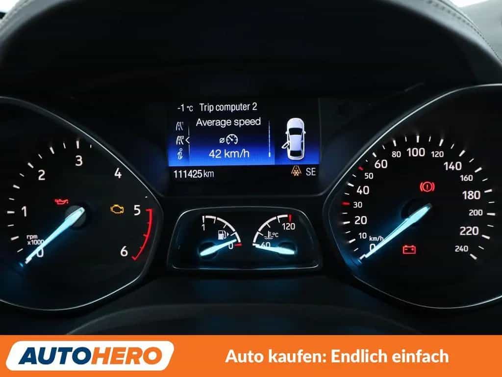 Ford Kuga 2.0 TDCi Vignale *TEMPO*LIM*PDC*CAM*SHZ* 08/2017-photo-17