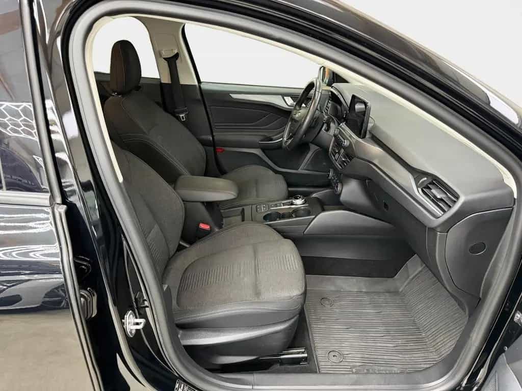 Ford Focus Turnier 1.0 EcoBoost Active AHK NAVI Ga... 05/2019-photo-23