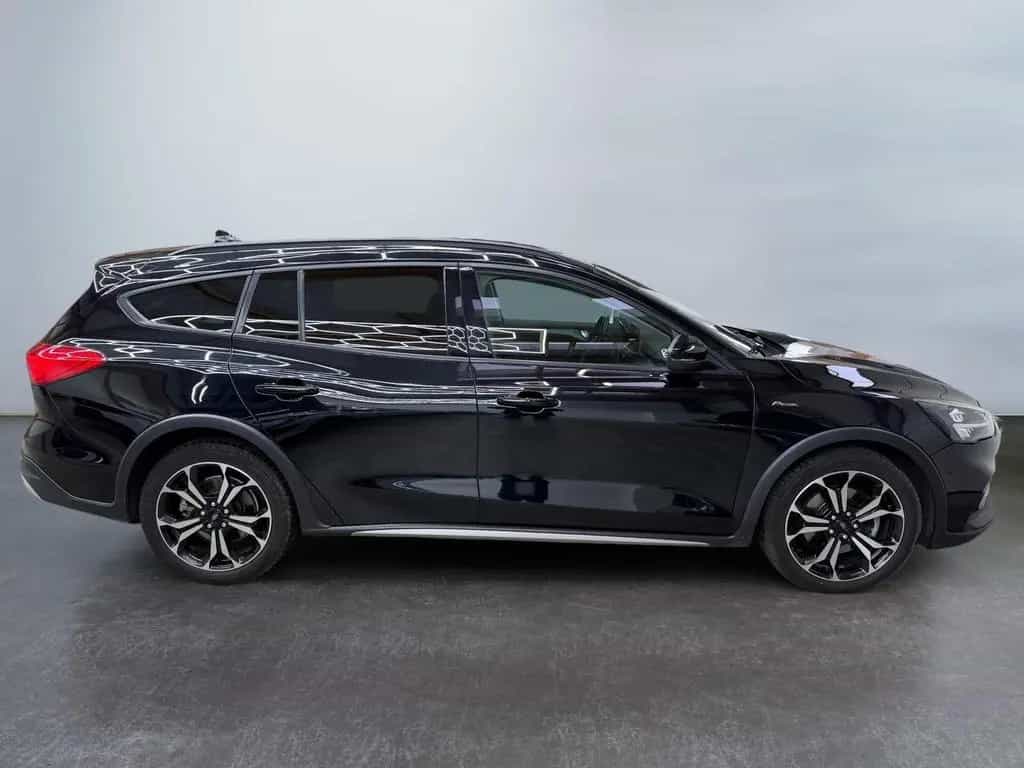 Ford Focus Turnier 1.0 EcoBoost Active AHK NAVI Ga... 05/2019-photo-5
