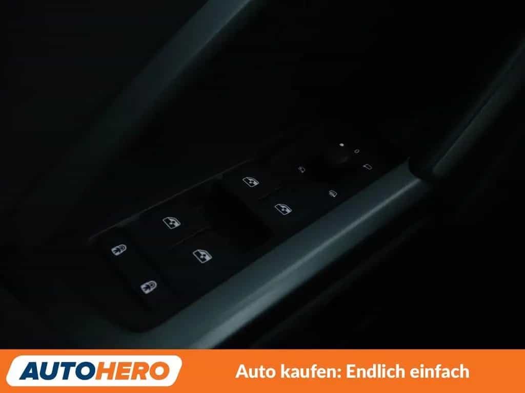 Audi Q3 40 TFSI quattro S Line Aut.*NAV*LED*TEMPO*VC* 05/2020-photo-23