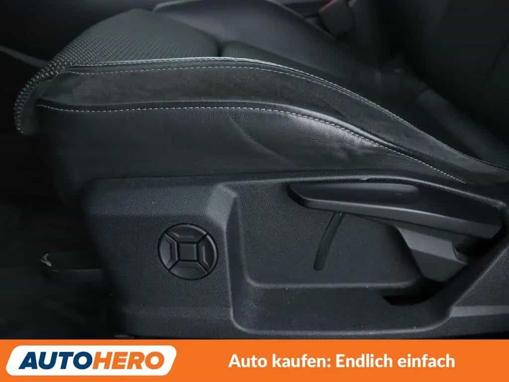 Audi Q3 40 TFSI quattro S Line Aut.*NAV*LED*TEMPO*VC* 05/2020-photo-25