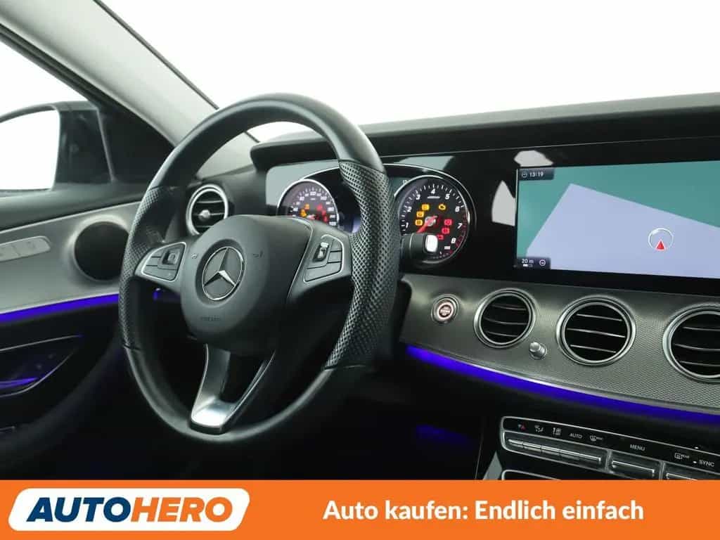 Mercedes-Benz E-Class 200 Avantgarde Aut.*LED*NAVI*TEMPO*PDC*KLIMA* 05/2017-photo-12