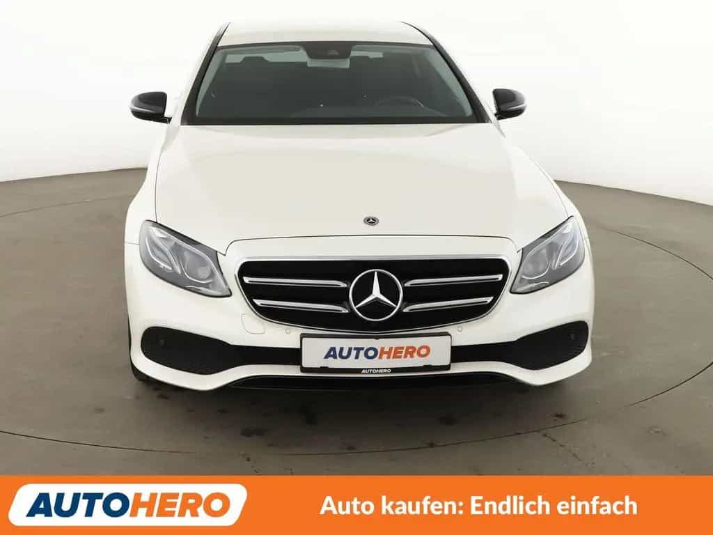 Mercedes-Benz E-Class 200 Avantgarde Aut.*LED*NAVI*TEMPO*PDC*KLIMA* 05/2017-photo-8