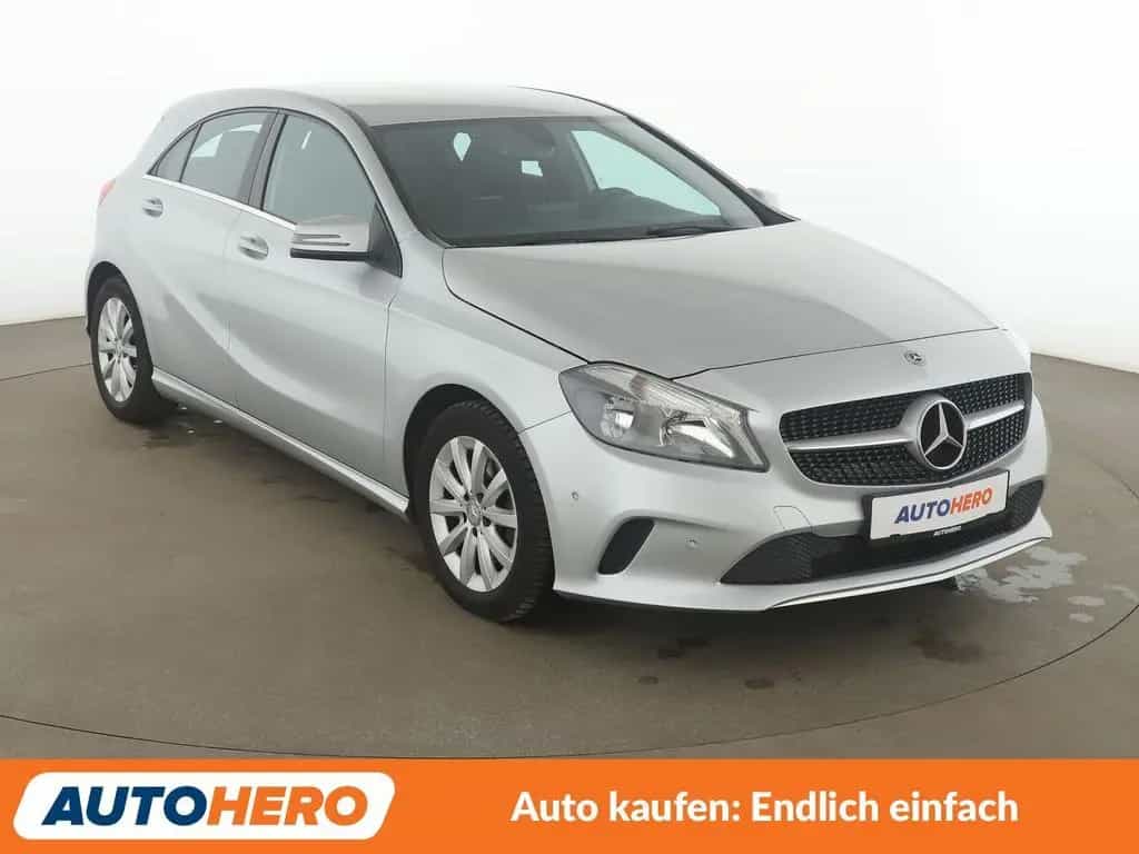 Mercedes-Benz A-Class A 180 BlueEfficiency Style*NAVI*TEMPO* 11/2017-photo-7