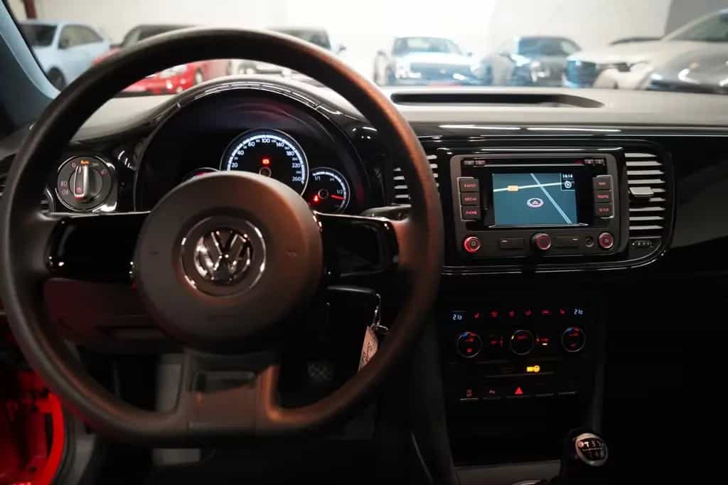 Volkswagen Beetle 1.2 TSI *1.Hand*Unfallfrei*6Gang*Navi*PDC 09/2014-photo-16