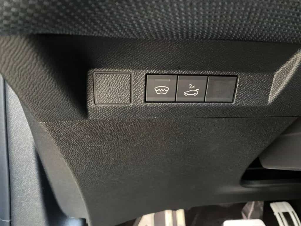 Citroën C5 Aircross Hybrid 145 Automatik MAX *Allwetter* 11/2025-photo-15
