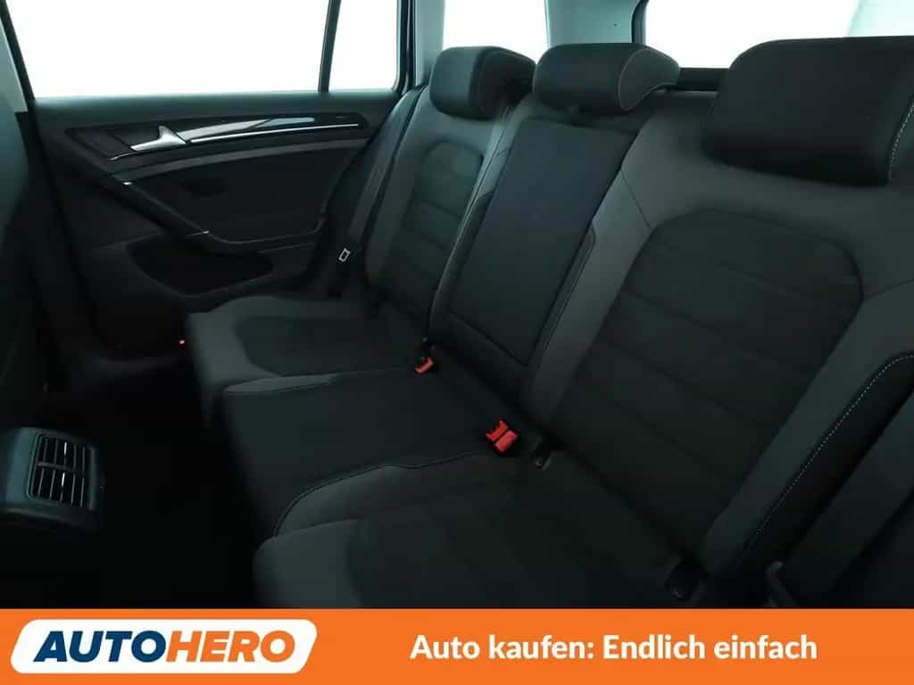 Volkswagen Golf VII 1.4 TSI Highline BM*NAVI*LED*ACC* 02/2018-photo-13