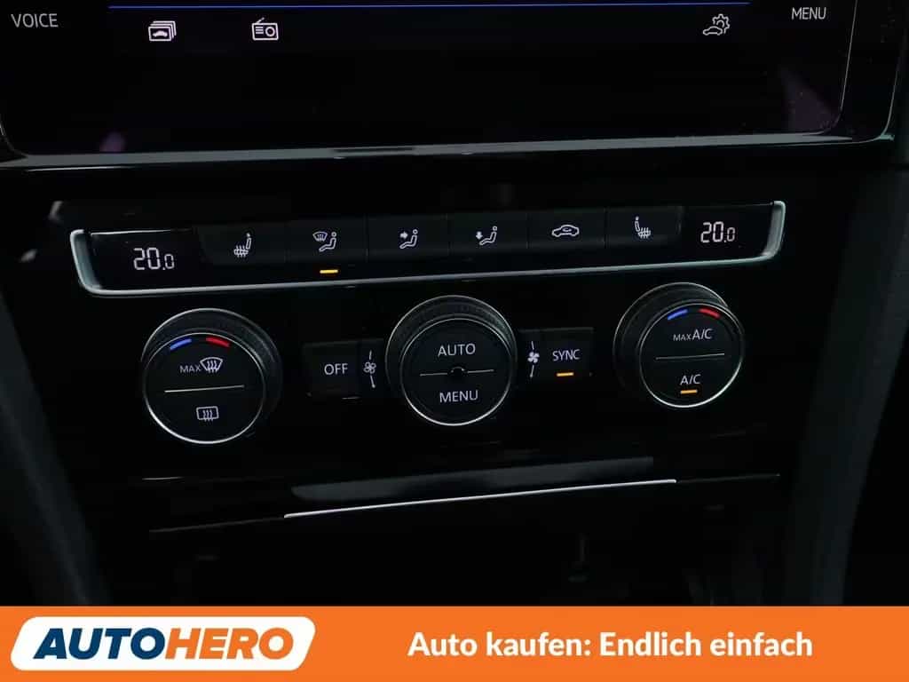 Volkswagen Golf VII 1.4 TSI Highline BM*NAVI*LED*ACC* 02/2018-photo-21