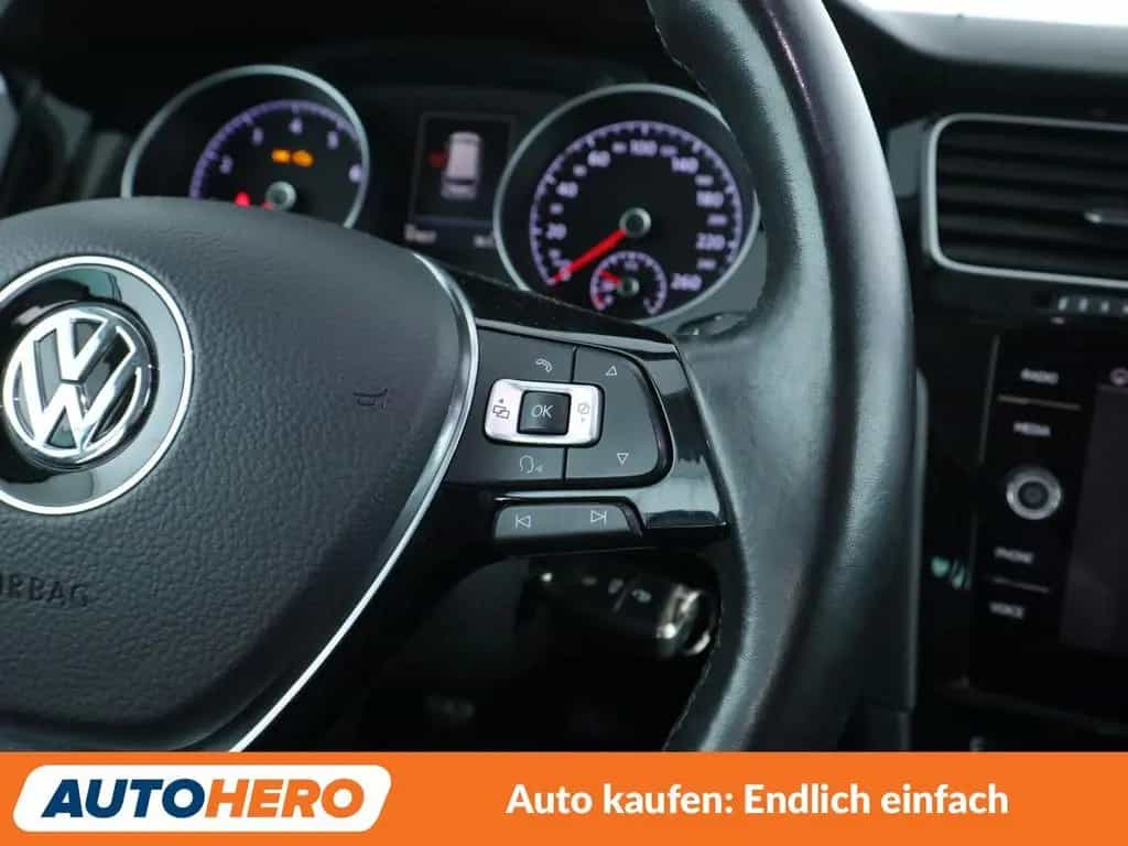 Volkswagen Golf VII 1.4 TSI Highline BM*NAVI*LED*ACC* 02/2018-photo-25