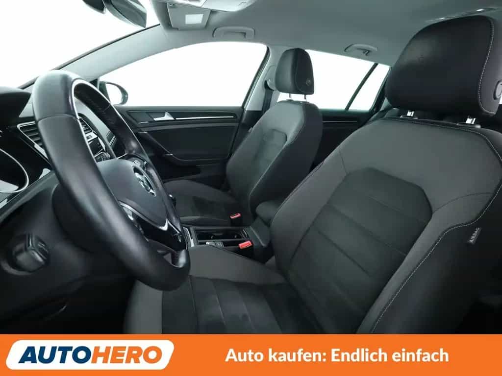 Volkswagen Golf VII 1.4 TSI Highline BM*NAVI*LED*ACC* 02/2018-photo-9