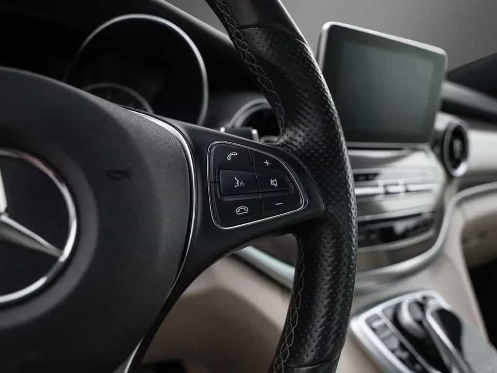 Mercedes-Benz V 300 d Exclusive Edition 4MATIC lang AMG-Line 10/2019-photo-15