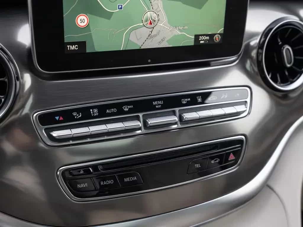 Mercedes-Benz V 300 d Exclusive Edition 4MATIC lang AMG-Line 10/2019-photo-24