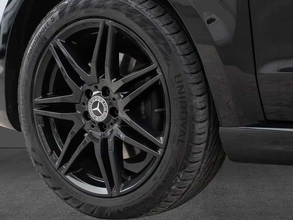 Mercedes-Benz V 300 d Exclusive Edition 4MATIC lang AMG-Line 10/2019-photo-8