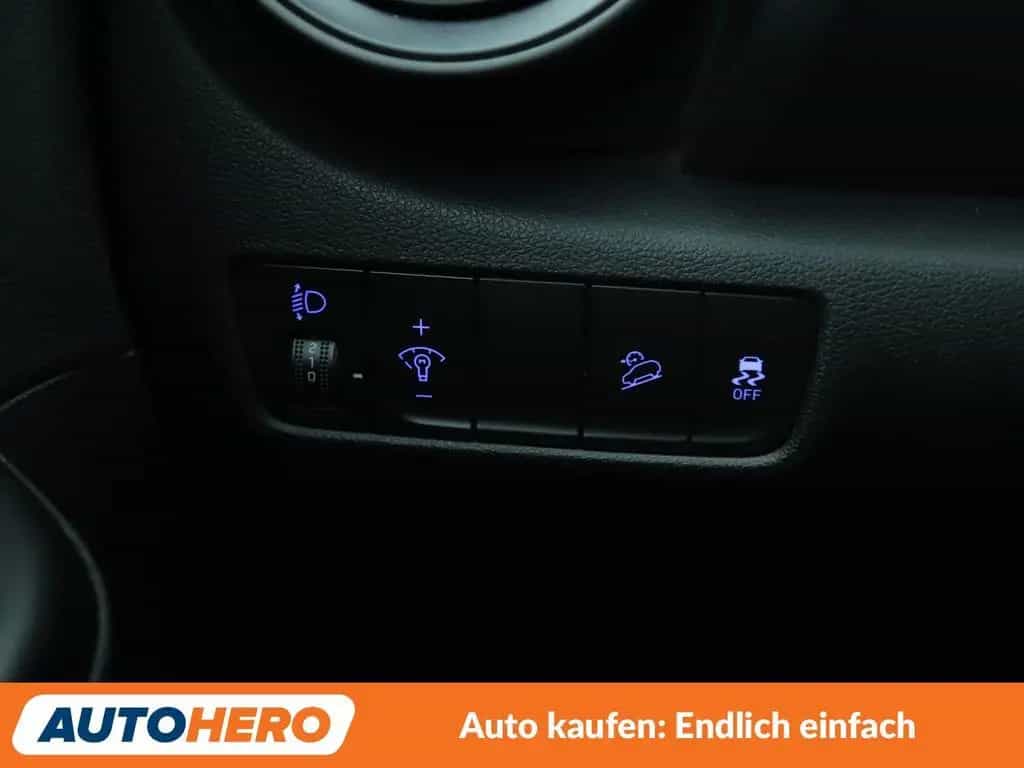 Hyundai Kona 1.6 T-GDI N Line 4WD Aut.*NAVI*LED*CAM*SPUR 08/2021-photo-24